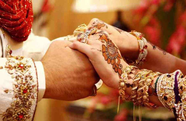 ইসলামে দেনমোহর আদায় ও খরচ নিয়ে যা বলে