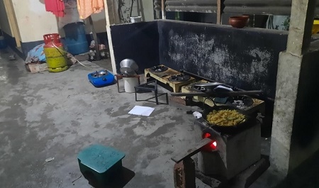 গাজীপুরে তিতাস গ্যাস সরবরাহ লাইনে লিকেজ: ঘটছে অগ্নিকাণ্ড