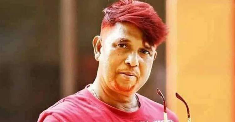 নৃত্য পরিচালাক আজিজ রেজা হাসপাতাল থেকে বাসায় ফিছেন