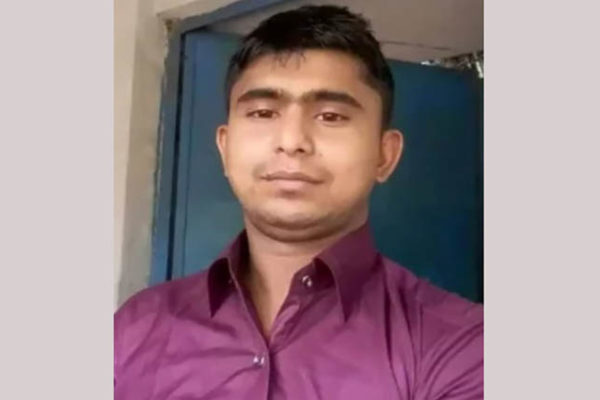 পিকনিকের নৌকা থেকে যুবক নিখোঁজ, একদিন পর মিললো মরদেহ